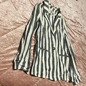 Chic Striped Blazer